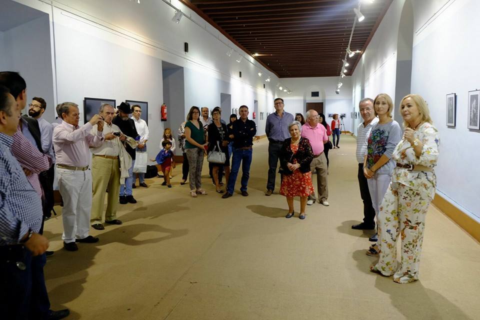 12036684_954618337930647_1356097753554514147_n